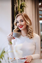 Beautiful ukrainian bride daryna from dnepr with Light Brown hair age 38 photo-9