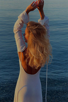 Perfect woman inna from milano with Blonde hair age 31 photo-23