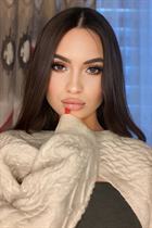 Ukrainian woman for dating kateryna from kiev with Light Brown hair age 20 photo-6