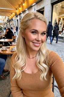 Girl from madrid irina with Blonde hair age 40