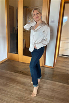 German bride margarita from immenstadt im allgau with Blonde hair 57 years old photo-9