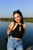 Beautiful Ukrainian girl nadezhda from sumy with Black hair age 23 photo-4