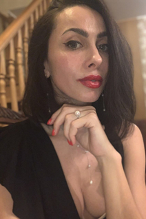 Pretty girl olga from tallin with Light Brown hair age 42