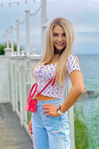 Ukrainian single woman julia from kiev with Blonde hair age 29 photo-8