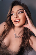 Saliendo con mujer ucraniana anhelina de chernomorsk con pelo Marrón oscuro y edad 25 photo-6