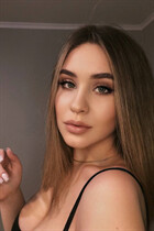 Salir con mujeres ucranianas anna de kiev con pelo Marrón oscuro y edad 22 photo-3