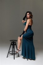 Ukrainian wife irina from dnepr with Dark Brown hair age 40 photo-7