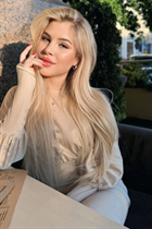 Modèle fille ukrainienne mariia de lviv avec Blond cheveux, âge 19 photo-3