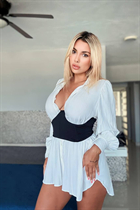 Dating an argentinian woman from mar del plata with Blonde hair 30 years old photo-3