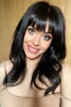 Ukranian bride iryna from london with Black hair age 25 photo-13