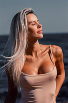 Dating ukrainian woman khrystyna from odessa with Blonde hair age 38 photo-6