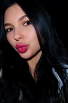 Belle femme allemande alina de passau avec Noirs cheveux 22 ans photo-6