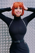 Belle femme allemande olga de berlin avec Chatain clairs cheveux 31 ans photo-17