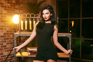 Jolie fille ukrainienne marina de kiev avec Noirs cheveux, âge 30 photo-15