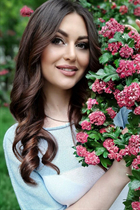 Ukrainian lady alina from poltava with Dark Brown hair age 33 photo-16