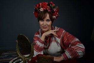 Dating ukrainian girl tatiana from nikolaev with Light Brown hair age 54 photo-39