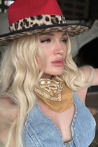 Girl from phuket olga with Blonde hair age 30 photo-2