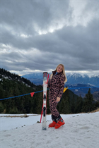 Belle femme roumaine ilona de bucharest avec Blond cheveux 49 ans photo-23