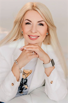 london bride tatiana with Blonde hair age 49 photo-4