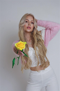 Femme parfaite filippa-maria de stockholm avec Blond cheveux, âge 25