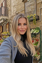 Novia de naples mia con pelo Rubio y edad 42 photo-13