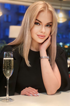 Beautiful Ukrainian girl anna from kiev with Blonde hair age 27 photo-1