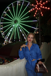 Dating a german woman anna from berlin with Blonde hair 22 years old