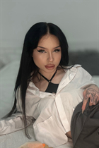 Novia ucraniana anna de khmelnitsky con pelo Negro y edad 22 photo-24