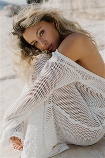 Encantadora chica ucraniana anastasiya de kiev con pelo Rubio y edad 29