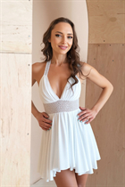 Bride from athens yana with Light Brown hair age 36 photo-19