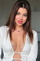 Single ukrainian girl sasha from odessa with Dark Brown hair age 34 photo-4