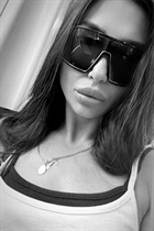 Dating a german girl margarita from berlin with Black hair 31 years old photo-4