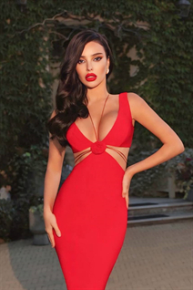 Beautiful Ukrainian woman alexa from kiev with Dark Brown hair age 34