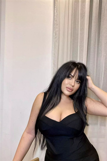 Ukrianian women maria from odessa with Dark Brown hair age 23