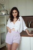 Beautiful ukrainian woman victoria from kiev with Dark Brown hair age 27 photo-5