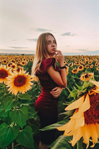 Beautiful ukrainian girl yuliia from lviv with Light Brown hair age 24 photo-4