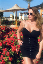 A russian bride yana from albacete with Light Brown hair age 48 photo-13