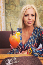 Marrying a moldovan woman olga from kishinev with Blonde hair age 42 photo-3