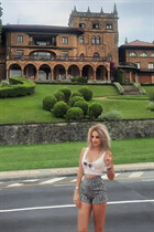 Bride from valencia elena with Blonde hair age 38 photo-12