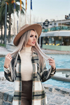 Mujer perfecta olga de tarragona con pelo Rubio y edad 37 photo-15