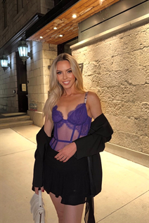 ottawa bride kateryna with Blonde hair age 31