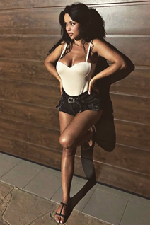 Belle fille ukrainienne viktoriia de odessa avec Brunette cheveux, âge 34