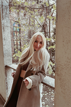 astana mariée larisa avec Blond cheveux, âge 33 photo-10