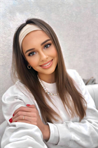Ukrainian bride alina from kiev with Dark Brown hair age 27 photo-2