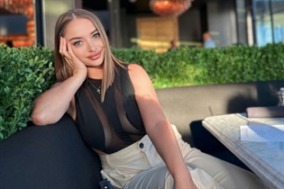 Girl from palm coast anastasiya with Blonde hair age 31 photo-37