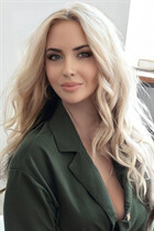 Sortir avec une fille allemande irina de hamburg avec Blond cheveux 37 ans photo-1