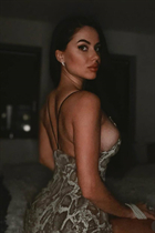 Date fille ukrainienne louise de kiev avec Noirs cheveux, âge 28 photo-11