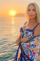Ukrainian beauty oksana from alanya with Blonde hair age 62 photo-1