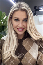 Ukrainian girl natalia from chicago with Blonde hair age 35 photo-1