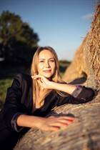 Beautiful woman of ukrainian tatiana from rivne with Light Brown hair age 33 photo-14